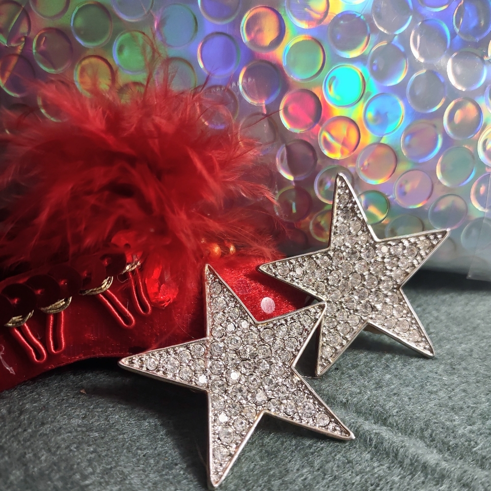 Crystal Encrusted Star Clip-on Vintage Earrings
